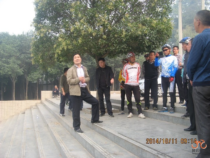 BigBull_骑2 035.jpg