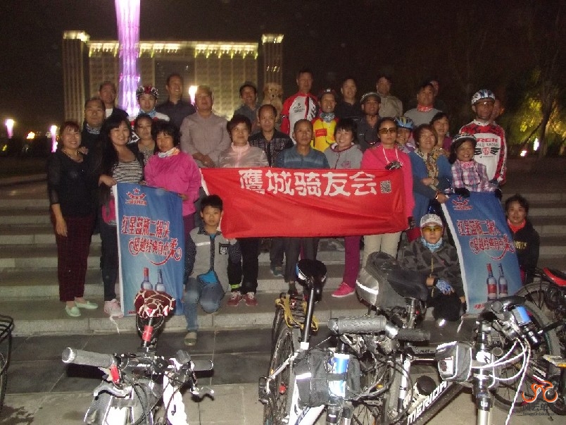 BigBull_BigBull_骑3 002.jpg