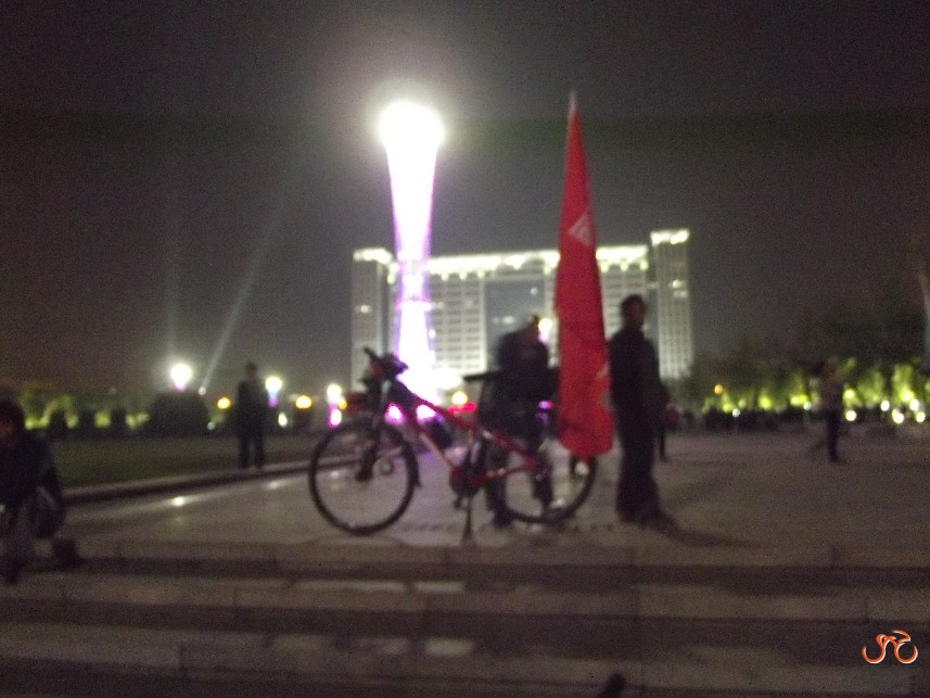 BigBull_骑0 001.jpg