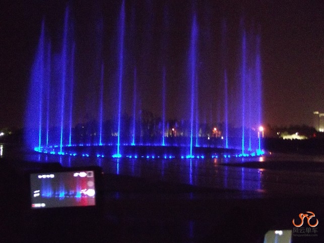 BigBull_骑0 017.jpg