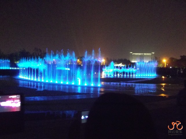 BigBull_骑0 015.jpg