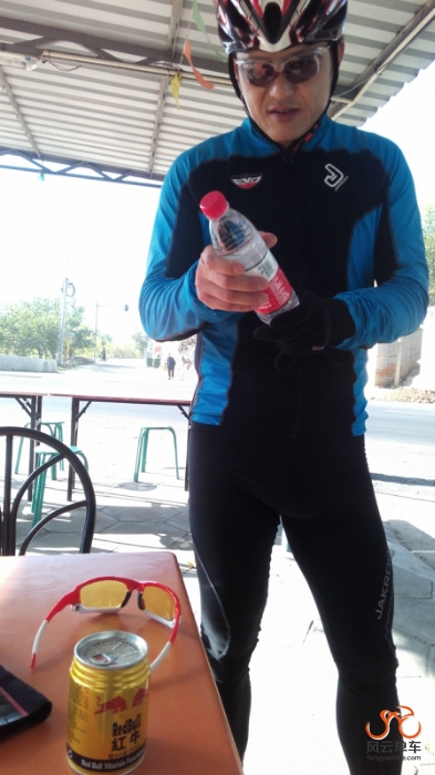 农夫呢还是红牛呢