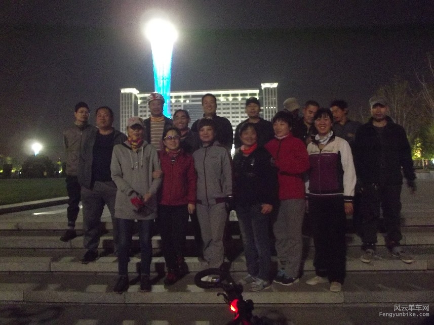 BigBull_骑0 006.jpg