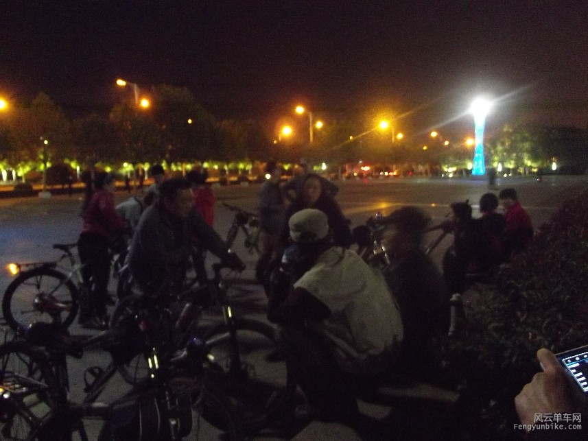 BigBull_骑0 001.jpg