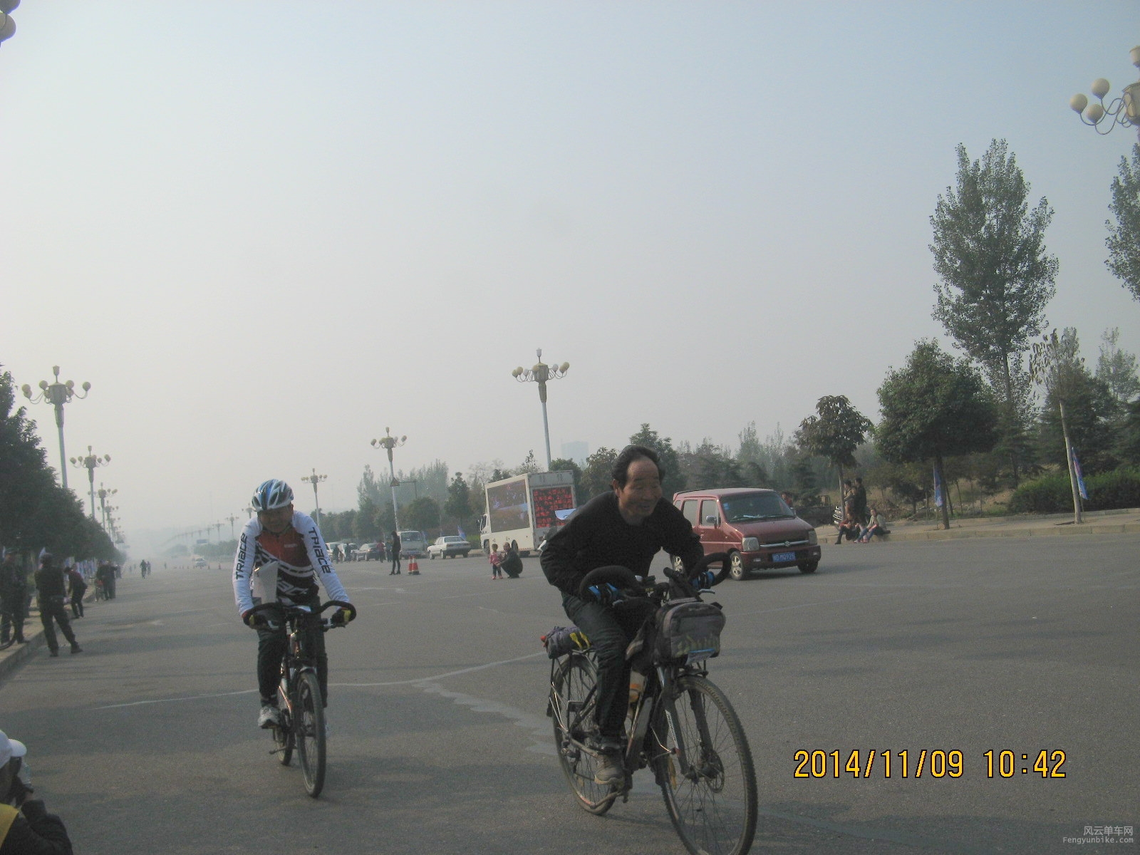 骑 031.jpg