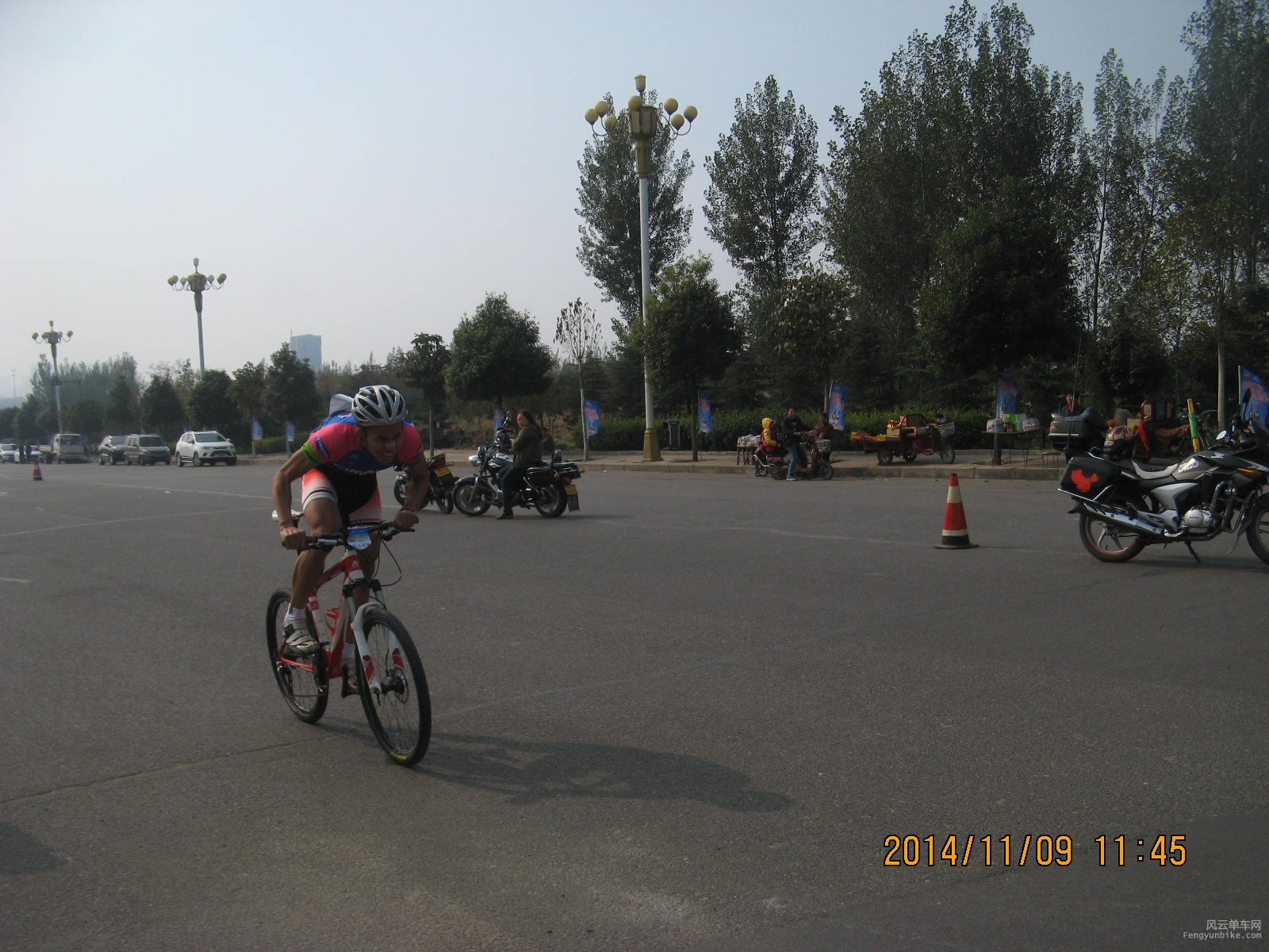 骑 055.jpg
