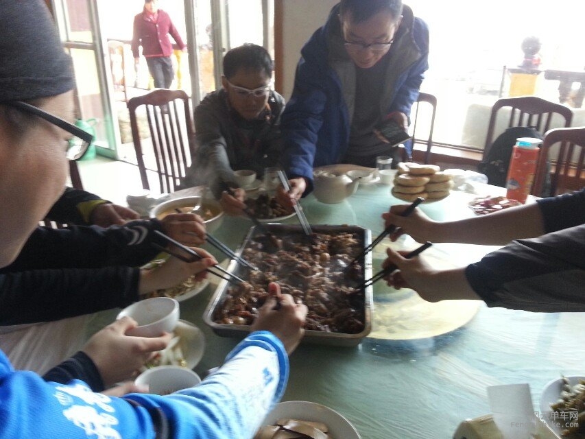 别抢！有的是多着呢！