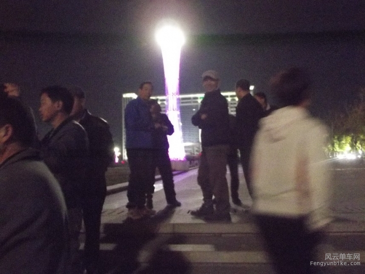 BigBull_骑.0 001.jpg