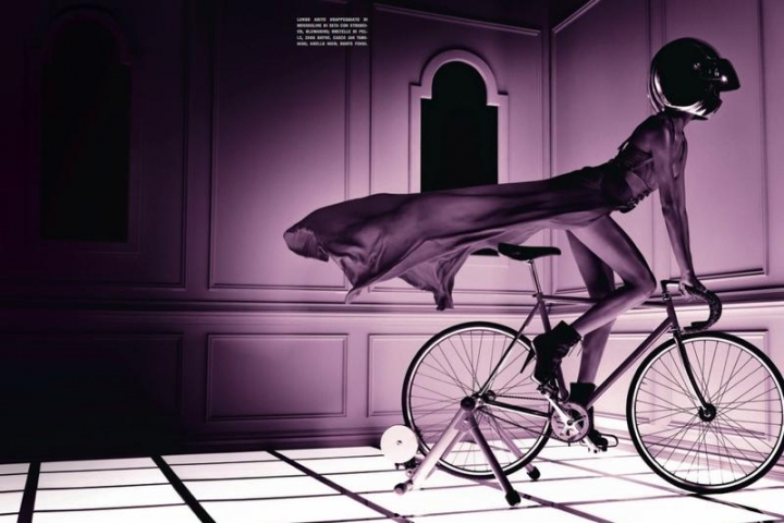 jourdan-dunn-vogue-italia-june-2012-cycling.jpg