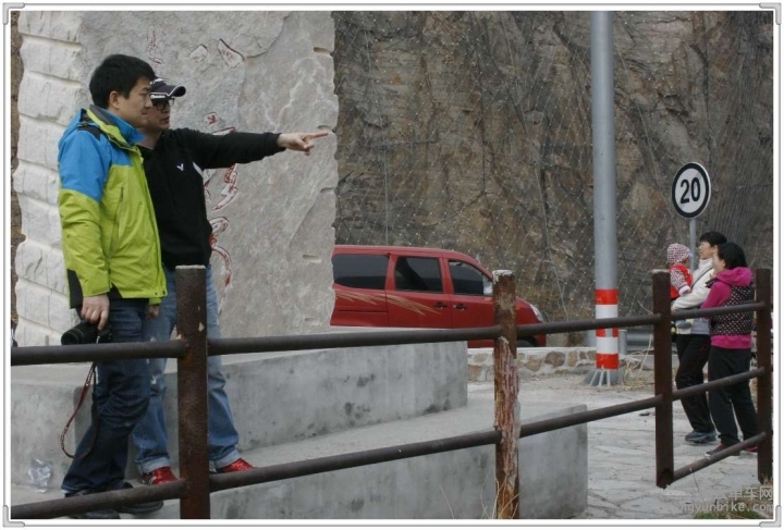 C4-15-04-04 13-37-11.jpg