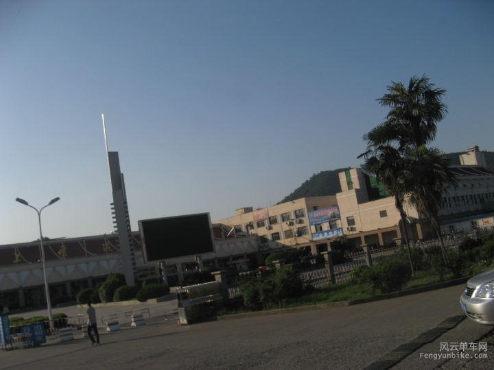 BigBull_骑游普陀山 1135.jpg