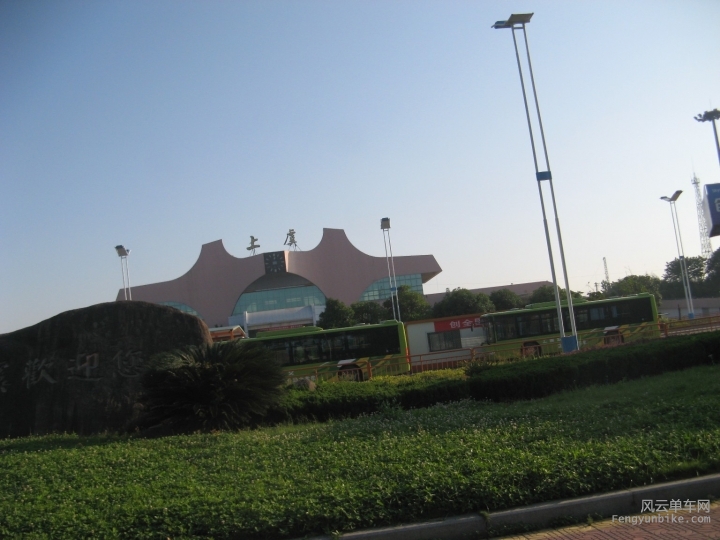 BigBull_骑游普陀山 1138.jpg