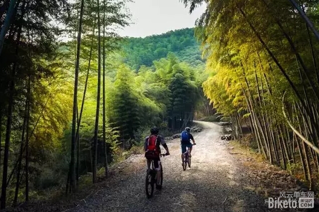 莫干山山地车公园地处浙江省湖州市德清县筏头乡，以高难度速降（DH）而为车友所熟知，也有举办相关赛事。 . ...