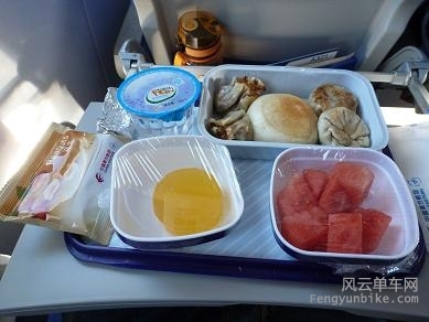 飞机上的餐食