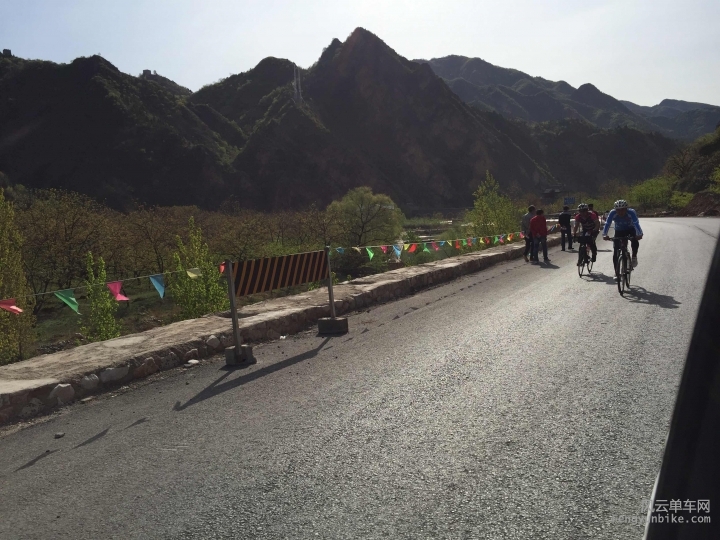 第一集团已经开始爬黄崖关