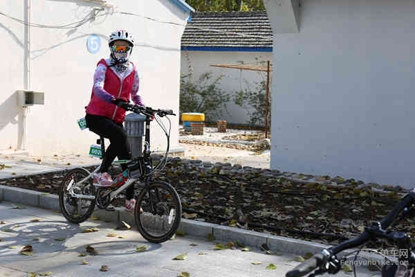 5D-161029 125004.jpg