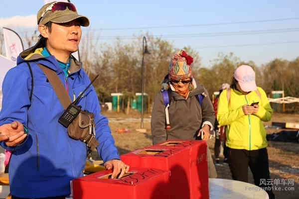 5D-161029 160552.jpg