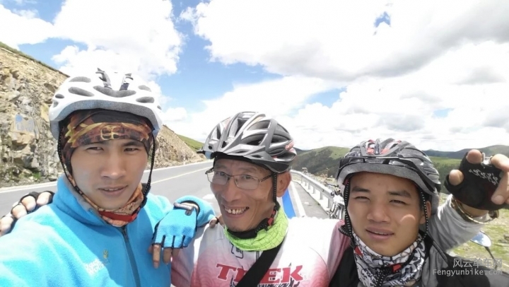 路上遇到的车友