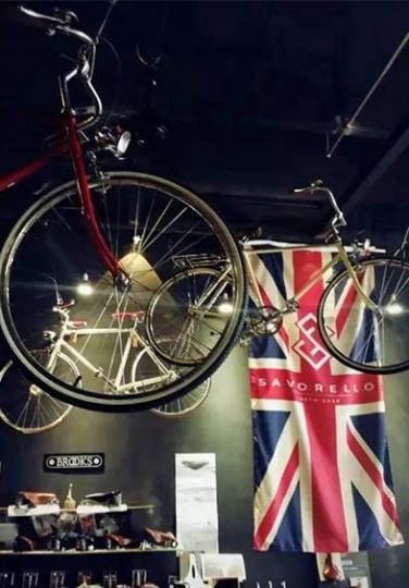 飒骆复古自行车实体店