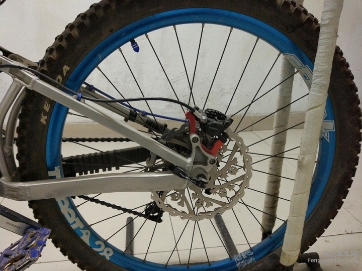 6美国 moment industries 8寸碟片.jpg