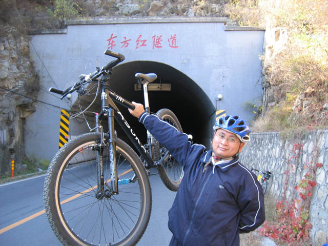 众里寻他千百度——放歌东方红