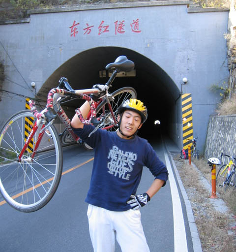 众里寻他千百度——放歌东方红