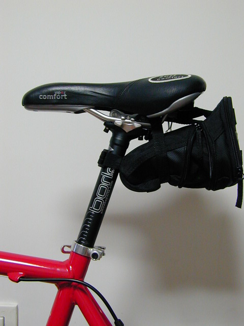 hehe...我的新车终于出炉了，和大家分享一下我的喜悦。