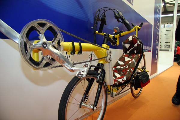 雪哥！！ 躺车！！！