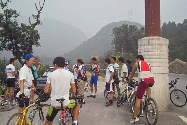 [灌水]昨天爬妙峰山成绩怎么样？