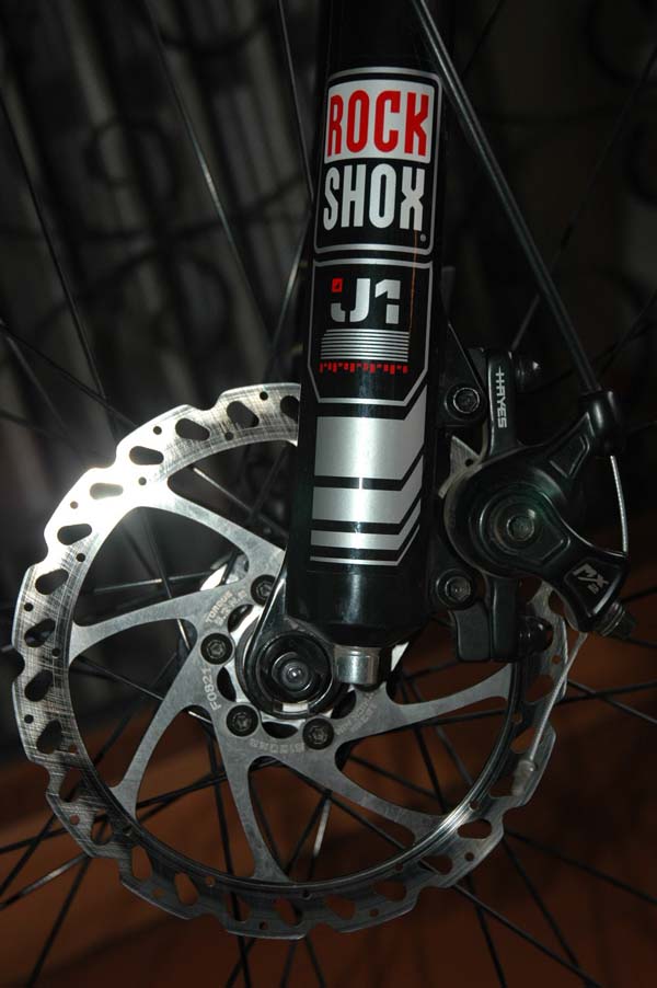 帮朋友出辆９９新的山地