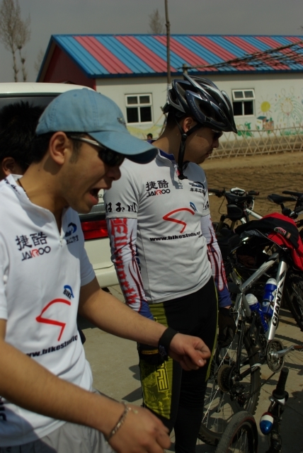 07年3月25日-太阳村公益骑行活动照片集！！！