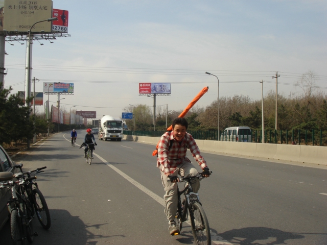 07年3月25日-太阳村公益骑行活动照片集！！！