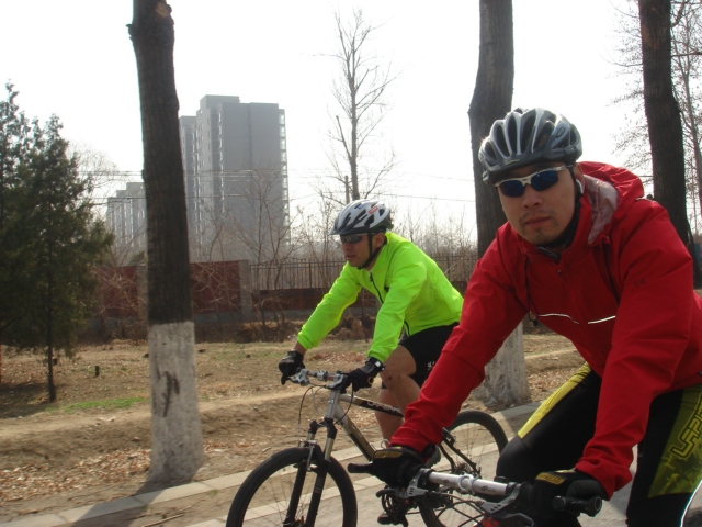 07年3月25日-太阳村公益骑行活动照片集！！！