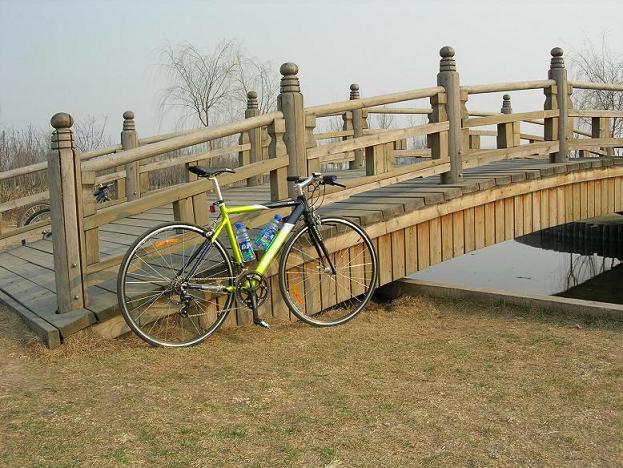 虽然不骑车了，但是还是能割草的！就带个头先来割草！