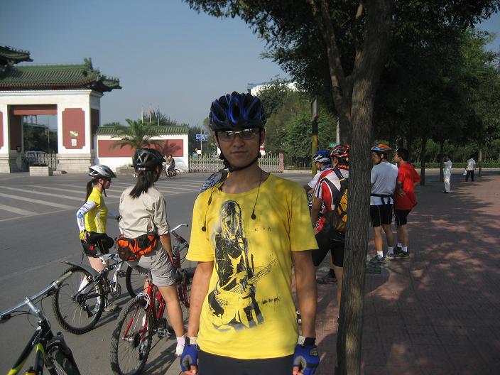 今天9月8日妙的图片，大家来补充两句。