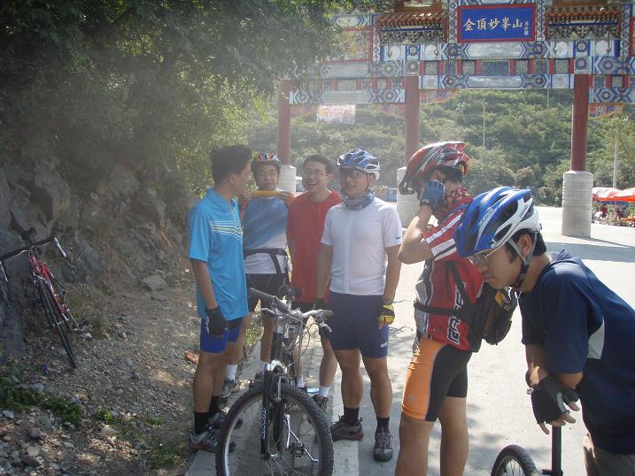 今天9月8日妙的图片，大家来补充两句。