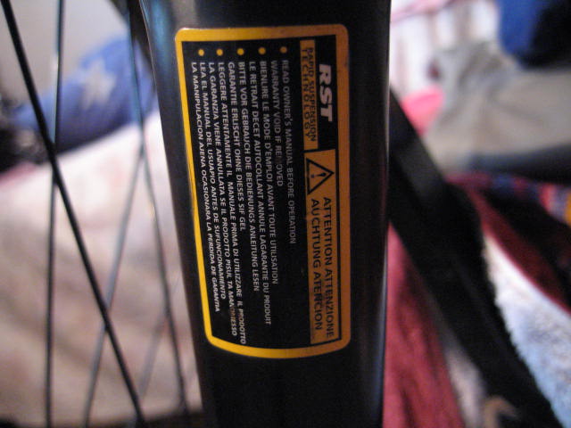 也是个老叉子了 好像是06款的不是线控锁死