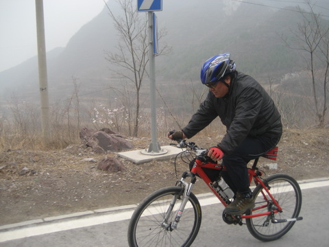 3月22日妙峰山 014_调整大小.JPG