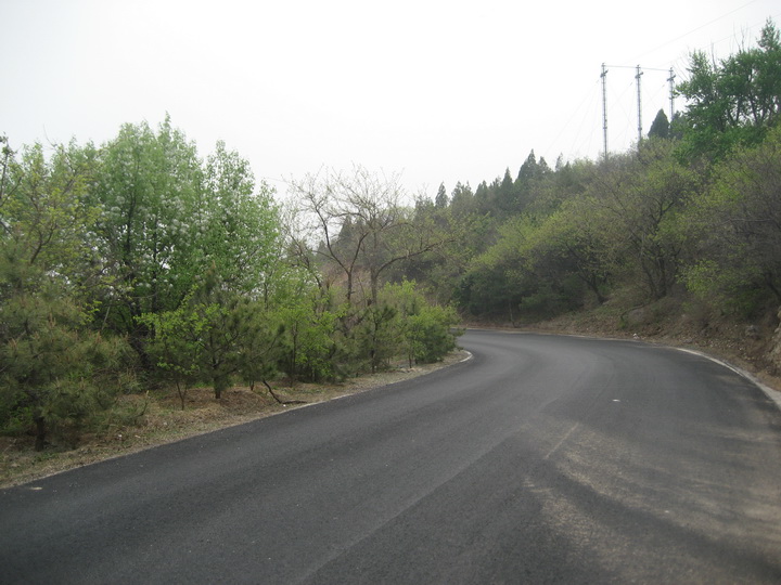 4月19妙峰山 024_调整大小.JPG