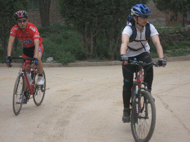 4月19妙峰山 036_调整大小.JPG