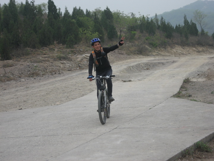 4月19妙峰山 033_调整大小.JPG