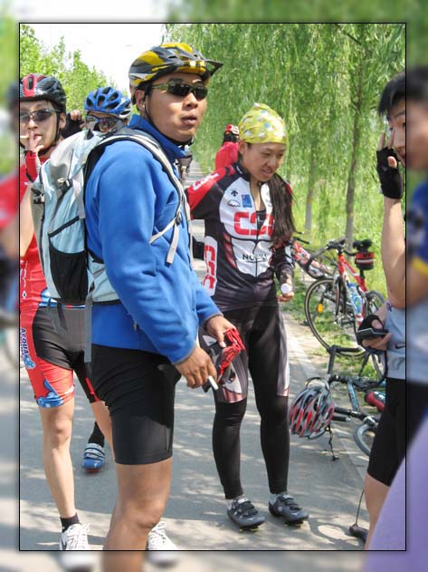 大哥真黑！！呵呵