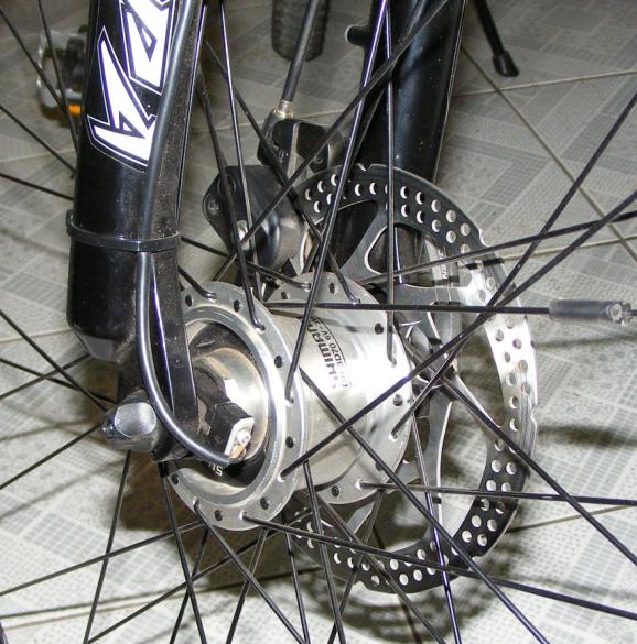 洗马路的发电花鼓，7V3W