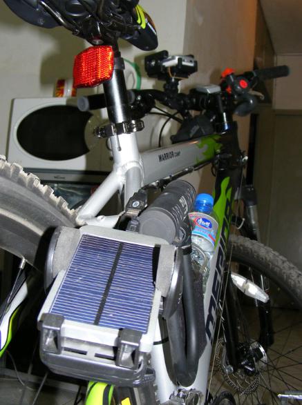 单晶硅太阳能充电板