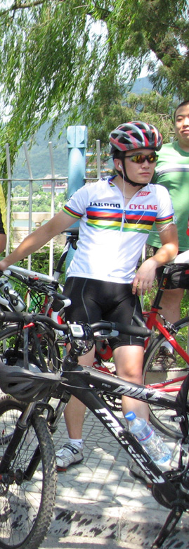 六人这张我很喜欢，比较内裤