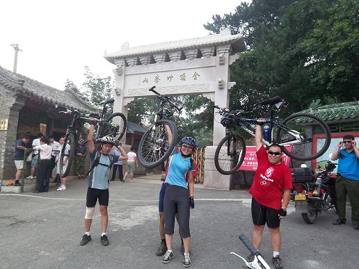 今儿我也举车啦~~