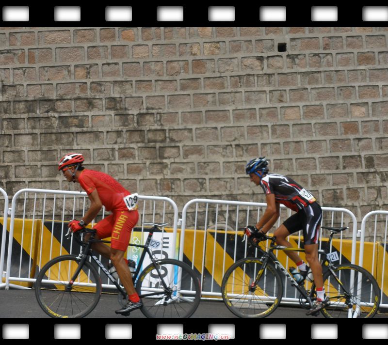 中国队的选手，现场一片喊叫