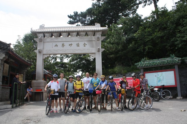 合影不是我拍的