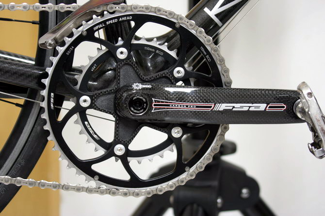 首先我们说下为何要清洗链条，油粘上沙，如果不及时清洁，即使沙粒很小，也会混和在油中对飞轮齿盘快速的磨损，这效果 ...