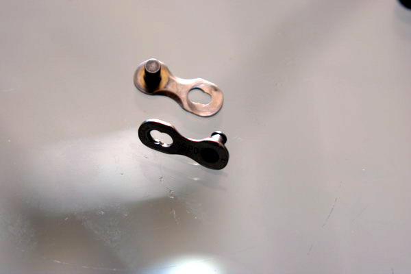 魔术扣使用中有车友反应不好拆，其实拆的过程中仅有一个技术细节，这也就是我们发布整篇文章的核心。 ...